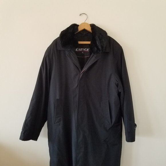 Espace Winter Coat with Removeable Lining and Faux Fur Trim - Picture 2 of 10